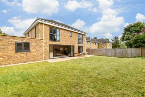 5 bedroom detached house for sale, Box Ridge Avenue, Purley, Surrey