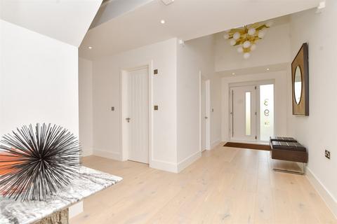 5 bedroom detached house for sale, Box Ridge Avenue, Purley, Surrey