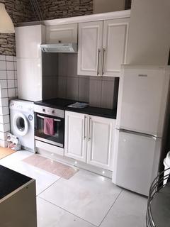Chittys Lane,  Dagenham, RM8