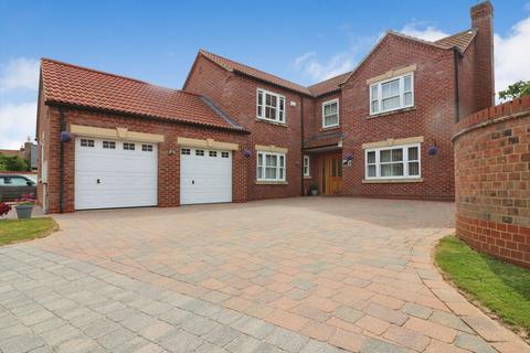 4 bedroom detached house for sale, Church View, Grimsby DN36