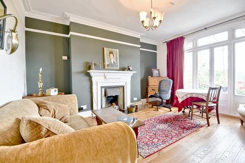 3 bedroom flat for sale, Lissenden Gardens, Parliament Hill, London NW5