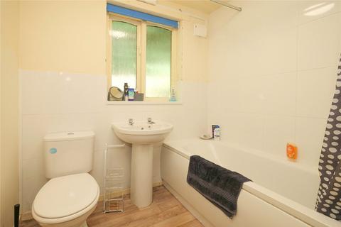 2 bedroom flat for sale, Baildon Wood Court, Shipley BD17