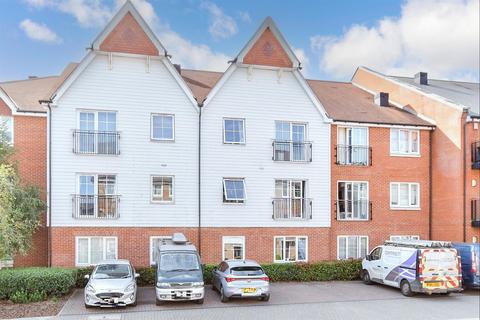 1 bedroom ground floor flat for sale, Mere Road, Dunton Green, Sevenoaks, Kent