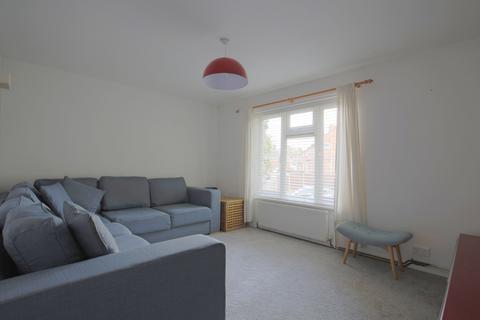 2 bedroom flat for sale, Wyness Avenue, Little Brickhill MK17