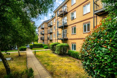 1 bedroom flat for sale, Isis House, London SE20