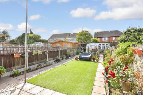 3 bedroom end of terrace house for sale, Ewart Road, Chatham, Kent