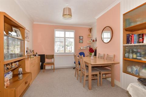 3 bedroom end of terrace house for sale, Ewart Road, Chatham, Kent