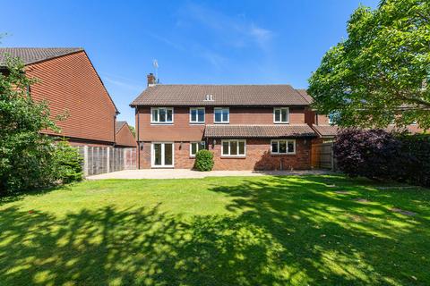 4 bedroom detached house for sale, Egdean Walk, Sevenoaks, Kent, TN13