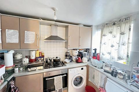 1 bedroom flat for sale, Miles Drive, London SE28