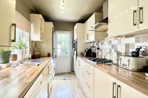 53 Howard Road, Dartford, DA1 1XS