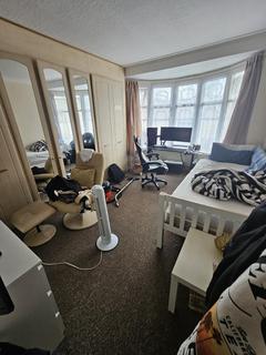 3 bedroom end of terrace house for sale, E10 6LA