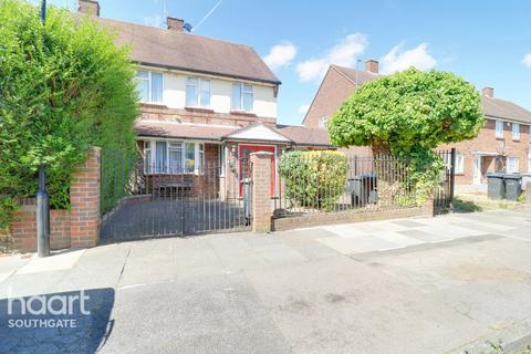 4 bedroom end of terrace house for sale, St Martins Close, Enfield