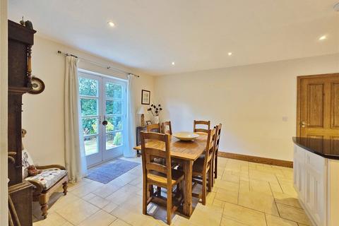 10 Dalesford, Haslingden, Rossendale, BB4 6QH