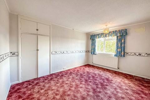 2 bedroom flat for sale, Warley Road, Scunthorpe, DN16