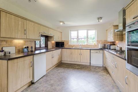 4 bedroom detached house for sale, Hunsbury Close, West Hunsbury, Northampton