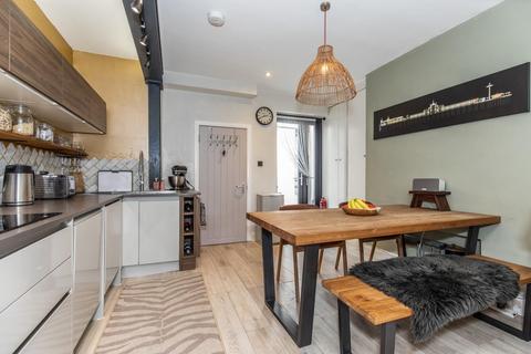 3 bedroom maisonette for sale, Lewes Road, Brighton