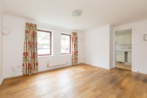 1 bedroom ground floor flat for sale, North Werber Place, Fettes, Edinburgh EH4