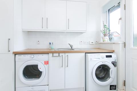 5 Carnbee Park, Edinburgh, EH16 6GE
