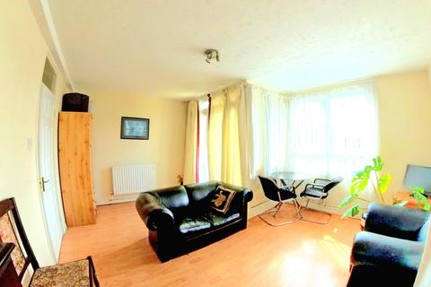 3 bedroom flat for sale, Brown fields street, london E14