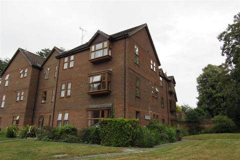undefined, Rochester Avenue, Canterbury