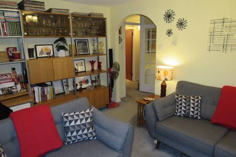 1 bedroom apartment for sale, Rochester Avenue, Canterbury