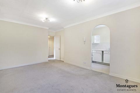 2 bedroom apartment for sale, Woodland Grove, Epping, CM16