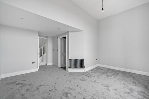 2 bedroom flat for sale, Lansdown Place, Cheltenham GL50