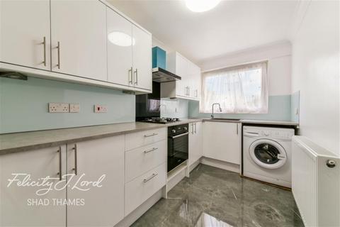 4 bedroom end of terrace house to rent, Southwark Park Road, SE16