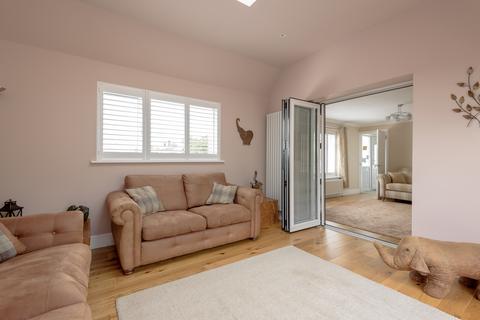 28 Belhaven Road, Dunbar, EH42 1DE