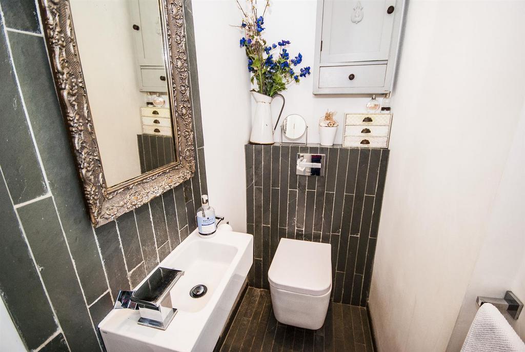 Downstairs wc