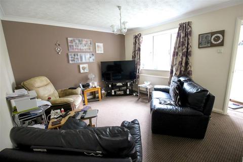 2 bedroom bungalow for sale, Bedford Close, Whitehill