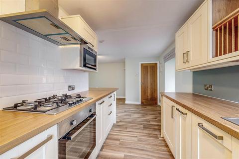 2 bedroom flat for sale, Well Road, Dunning, Perth