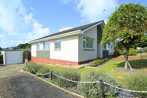 3 bedroom detached bungalow for sale, NEWLY RENOVATED * BRADING