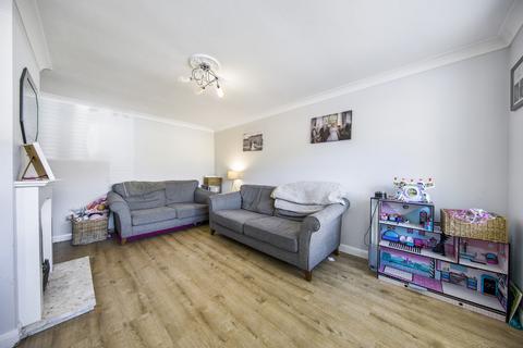 19 Beaufort Drive, Barton Seagrave, Kettering, NN15 6SF