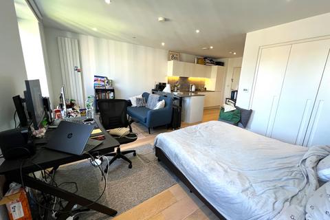 Studio to rent, Nautical Drive, London E16