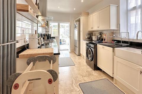 158 Beaumont Road, Birmingham, B30 1NY