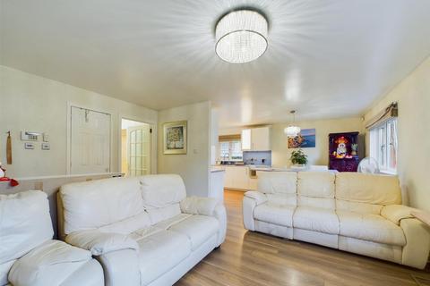 3 bedroom detached bungalow for sale, Abbotsford Crescent, Perth PH1