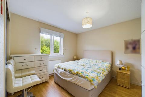 7 Abbotsford Crescent, PH1 1SP
