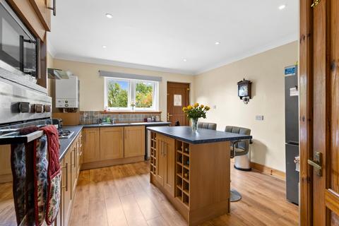Middlehoose Glasgow Road, Kilmarnock, KA3 6AB