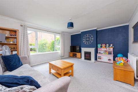 3 bedroom terraced house for sale, Cornish Close, Basingstoke RG22