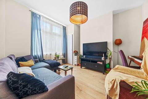 4 bedroom end of terrace house for sale, Pennington Street, Leeds, LS6