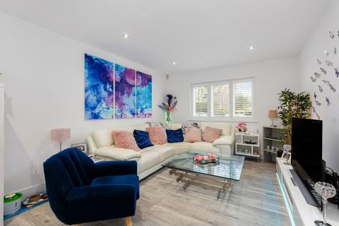 Flat 1, 16 Fielding Lane, Bromley, BR2 9FJ