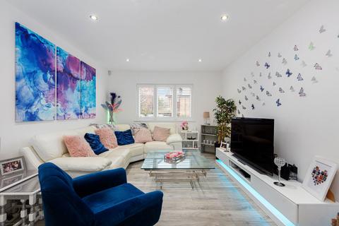 Flat 1, 16 Fielding Lane, Bromley, BR2 9FJ