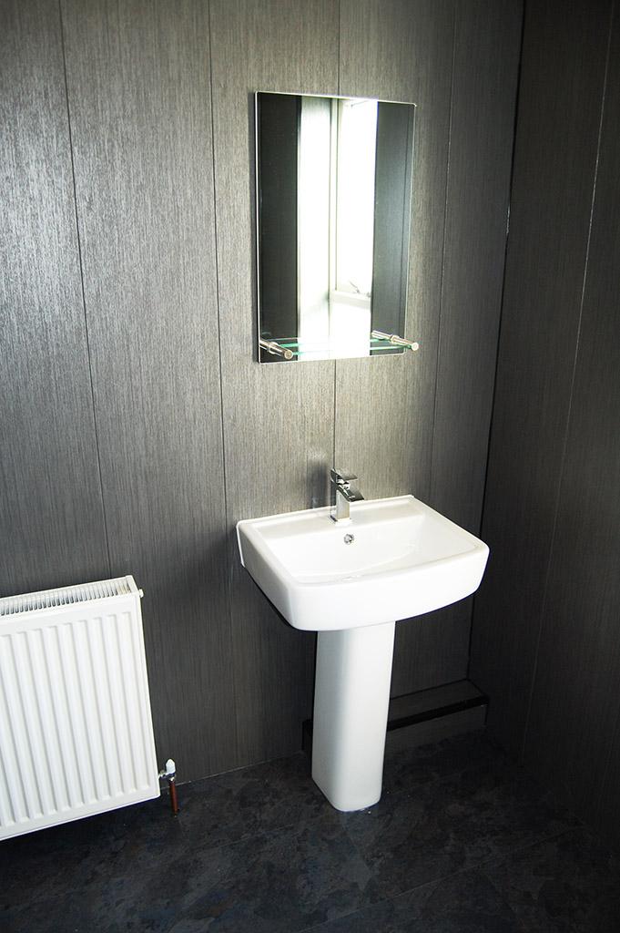 Room 4 En-suite 1.3