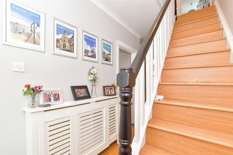 3 bedroom end of terrace house for sale, Romsey Avenue, Portsmouth, Hampshire