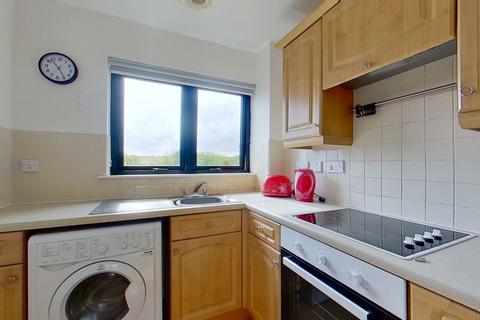 undefined, Mavisbank Gardens, Glasgow, G51