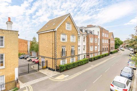 2 bedroom apartment for sale, Bridge House, Walton-On-Thames