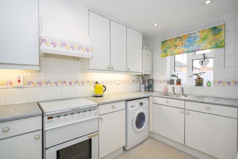 2 bedroom semi-detached house for sale, Annett Road, Walton-On-Thames