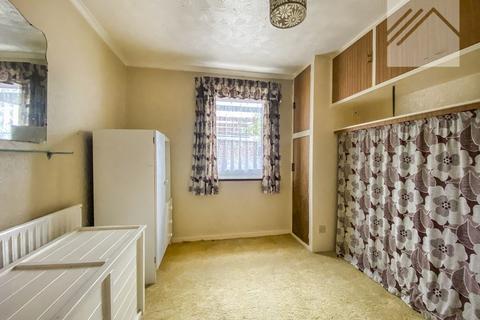 12 Larkfield, Corringham, Stanford-le-hope, SS17 9EA