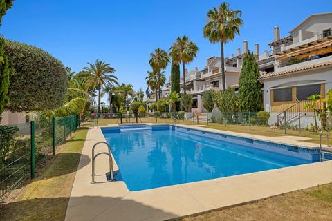 3 bedroom apartment, Marbella